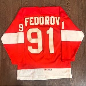 Vintage CCM Sergei Fedorov #91 Detroit Red Wings NHL Red Jersey Size Small
